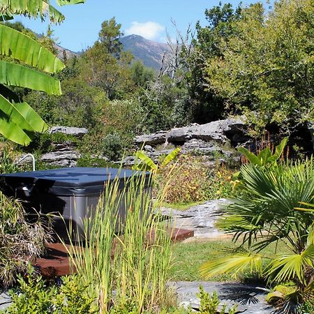 Hotel Labyrinth Gardens Takaka Exterior foto