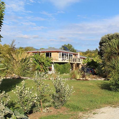 Hotel Labyrinth Gardens Takaka Exterior foto
