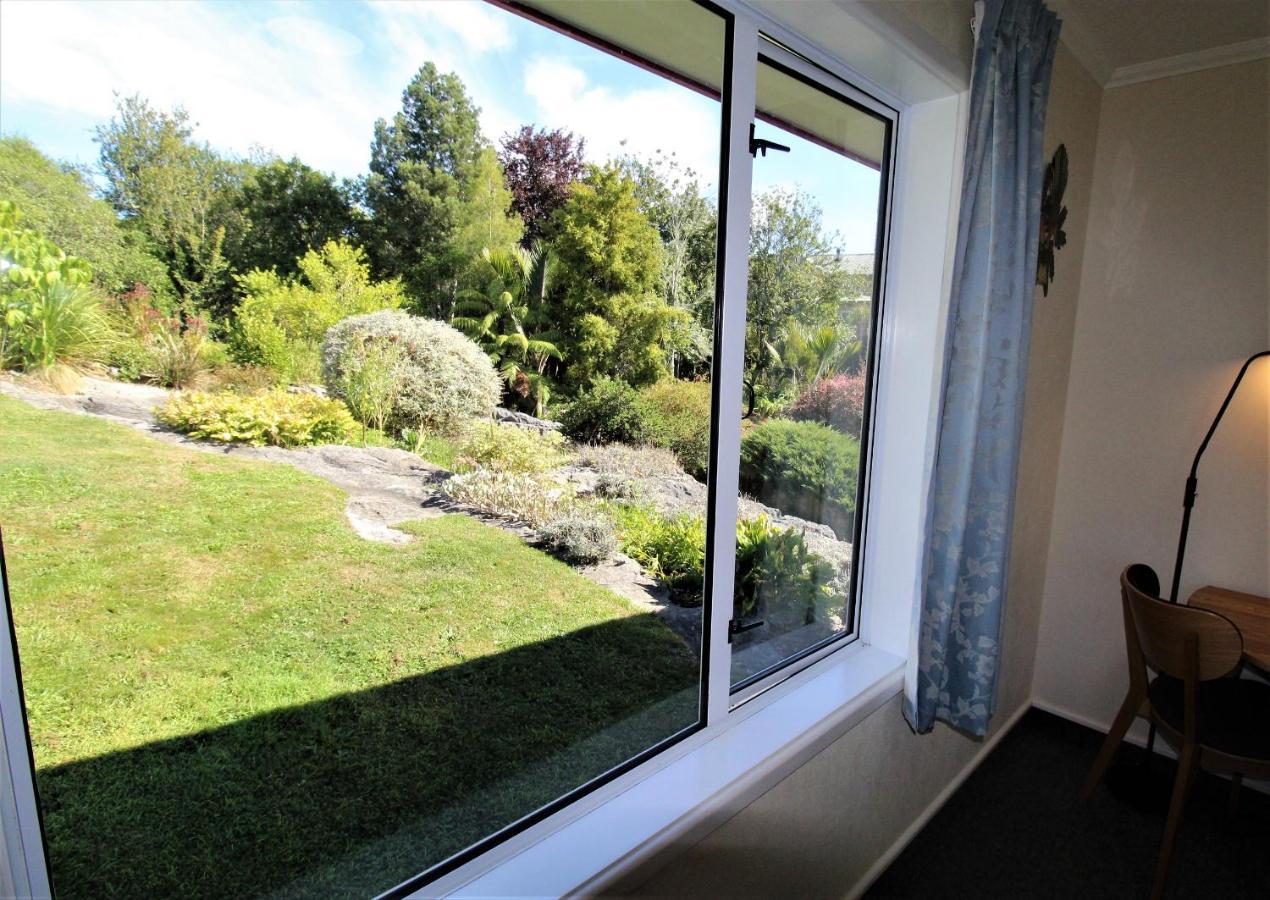 Hotel Labyrinth Gardens Takaka Exterior foto